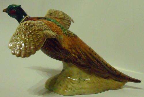 BESWICK MODEL OF PHEASANT BIRD IN FLIGHT MODEL NO 850