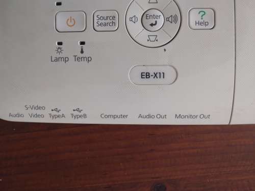 Epson EB-X11 projector