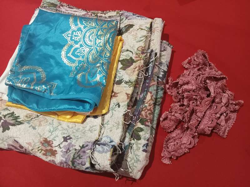 Material for curtains or cushions
