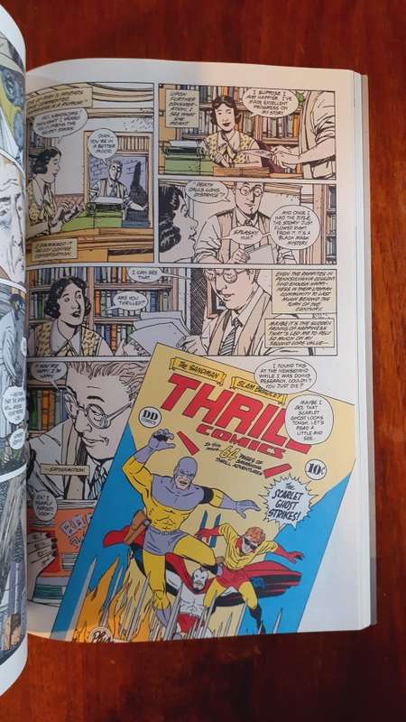 Sandman Mystery Theatre: The Blackhawk and The Return of the Scarlet Ghost