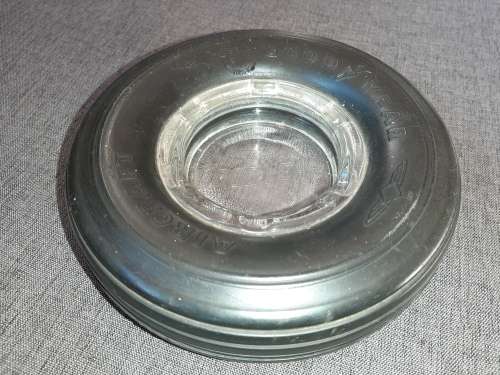 CRAZY R1 START. NO RESERVE. VINTAGE GOODYEAR AIRCRAFT TYRE ASHTRAY