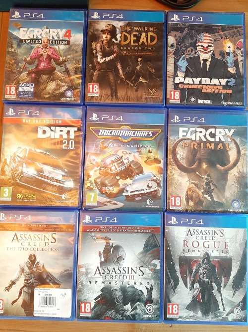 *** SONY PS4  / PLAYSTATION 4 *** ULTIMATE GAMING BUNDLE *** CRAZY R1 START *** NO RESERVE ***
