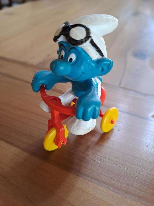 ** CRAZY R1 START ** NO RESERVE ** TRICYCLE SMURF **