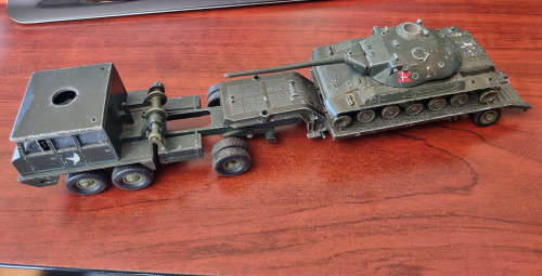 VINTAGE SOLIDO `GIFT SET MODEL No.T12 BERLIET TANK TRANSPORTER and CHAR