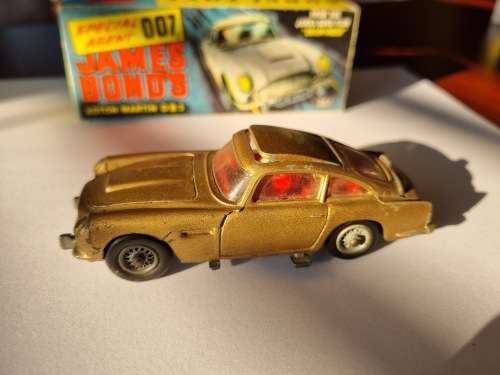 Corgi #261 James Bond Aston Martin DB 5 Boxed