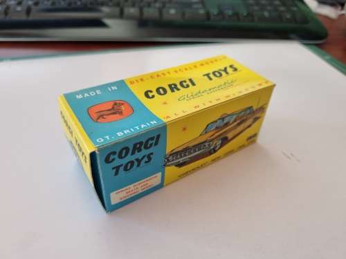 Corgi 221 Chevrolet New York Taxi Cab