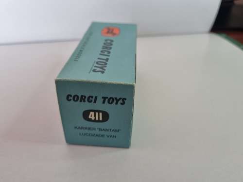 Corgi 411 Karrier ` Bantam` Lucozade Van