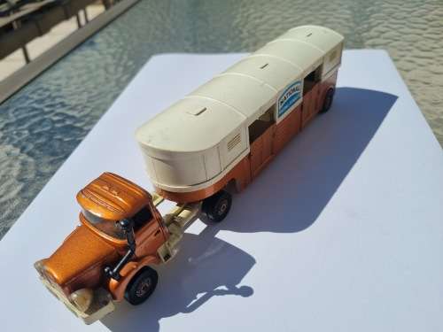 Corgi 1105 Berliet Horse Transporter