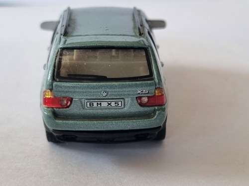Road Signature BMW X5