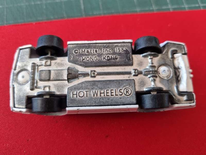 Vintage NISSAN (HotWheels Crack Ups No. 7) 1983