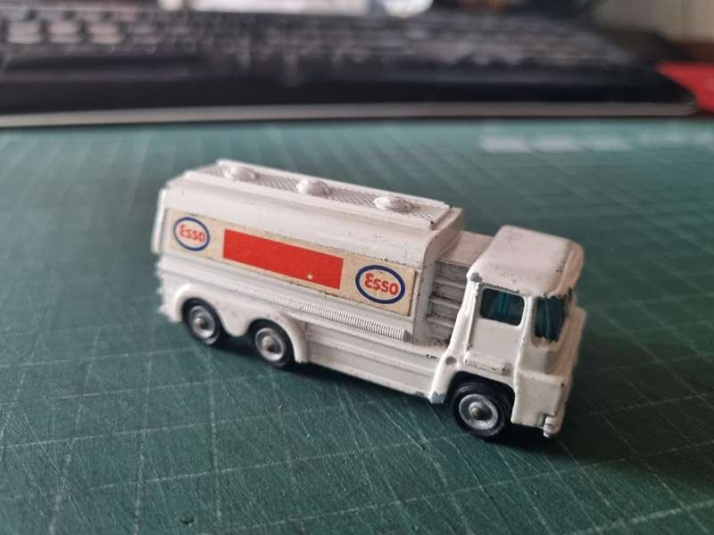 Vintage Corgi Juniors #14 Guy Warrior Tanker Esso