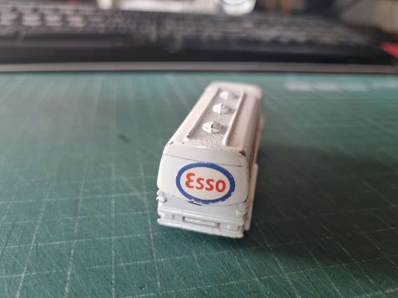 Vintage Corgi Juniors #14 Guy Warrior Tanker Esso