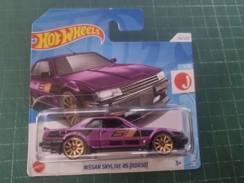 Hot Wheels Nissan Skyline RS (KDR30)