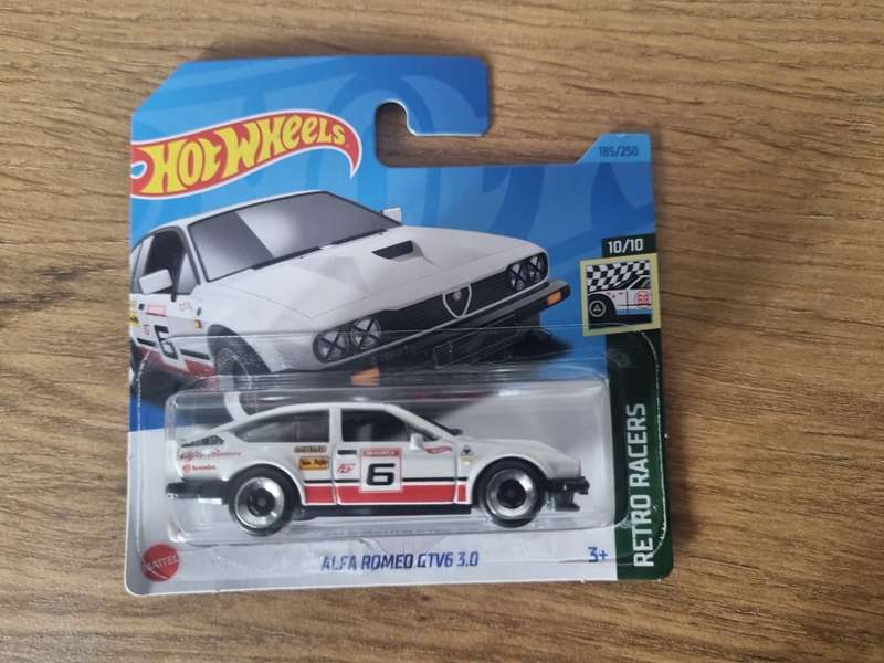 Hot Wheels Datsun Bluebird Wagon (510) + 3 Hotwheels for `ToyzCollector` only