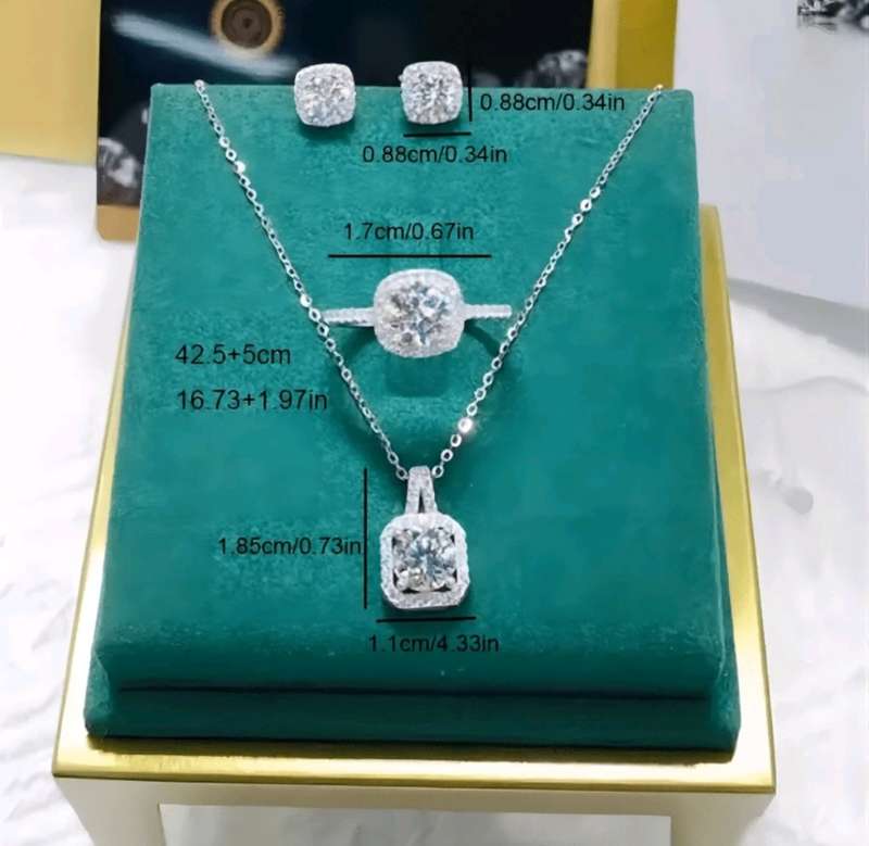 JEWELRY SET