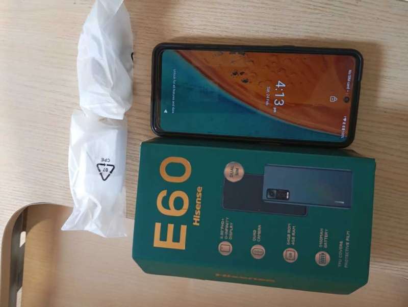 Hisense E60 Black [dual sim]