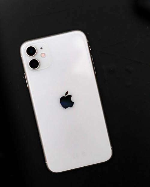 iphone 11 -cell c locked