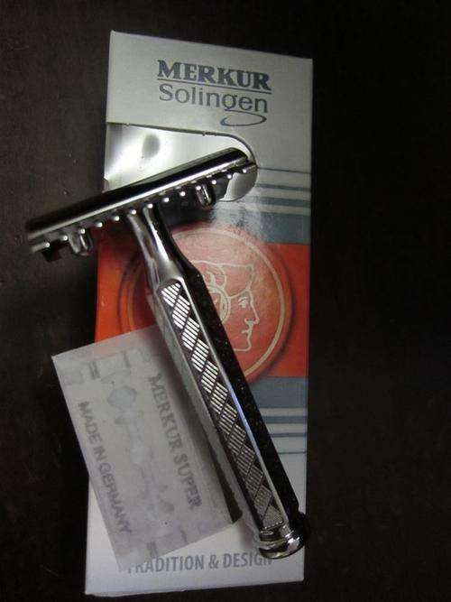 Merkur Open Tooth Comb Safety Razor