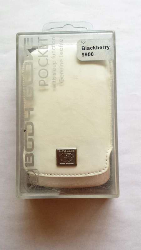 Genuine Leather Pocket cover for Blackberry 9900, white with screen protector