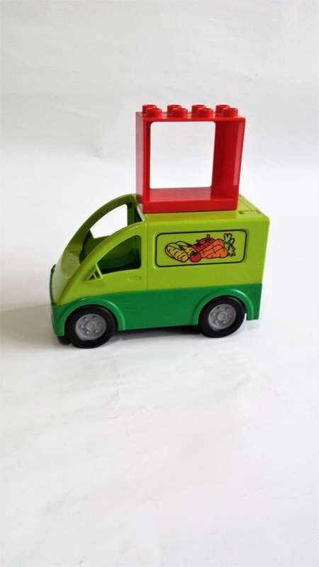 Lego Car/Delivery Vehicle 2006