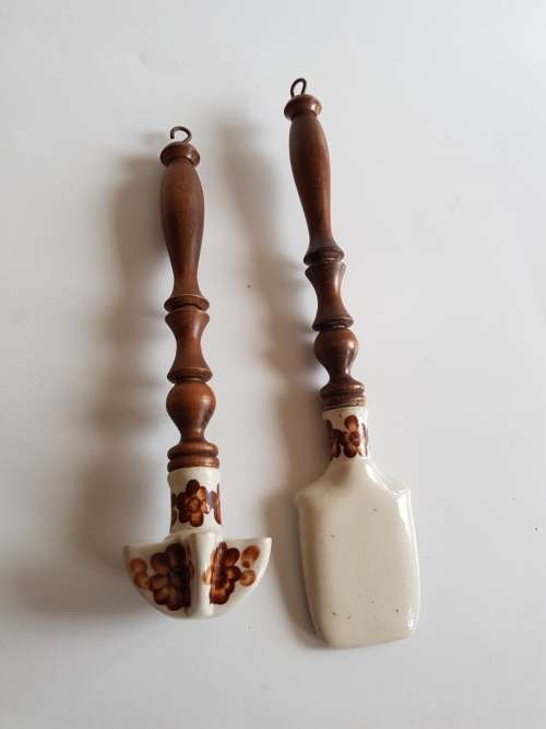 Wood/Ceramic Spatula and mixer ornament