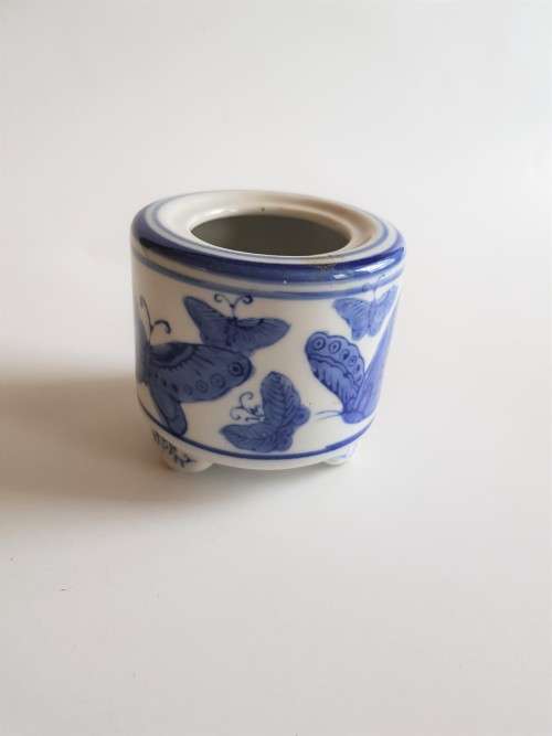 Genuine Ming Blue Container