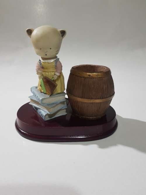 Solid Wood Pen Holder/Ornament