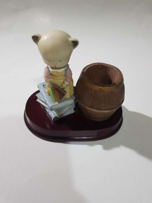 Solid Wood Pen Holder/Ornament
