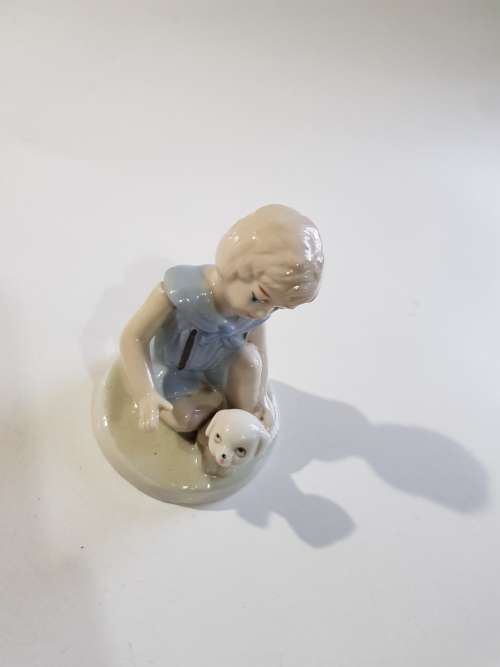 Porcelain ornament, Puppy Love, Heritage Porcelain