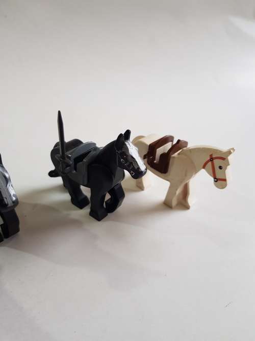 Lego Horse, Minifigures x 5