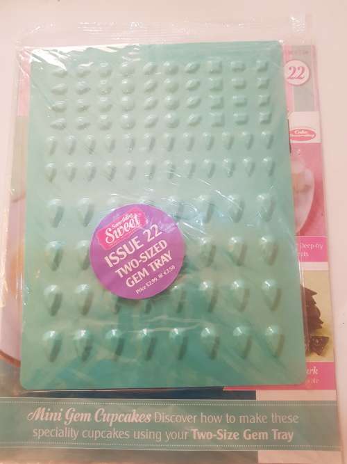 Baking Moulds, Two-Size Gem Tray