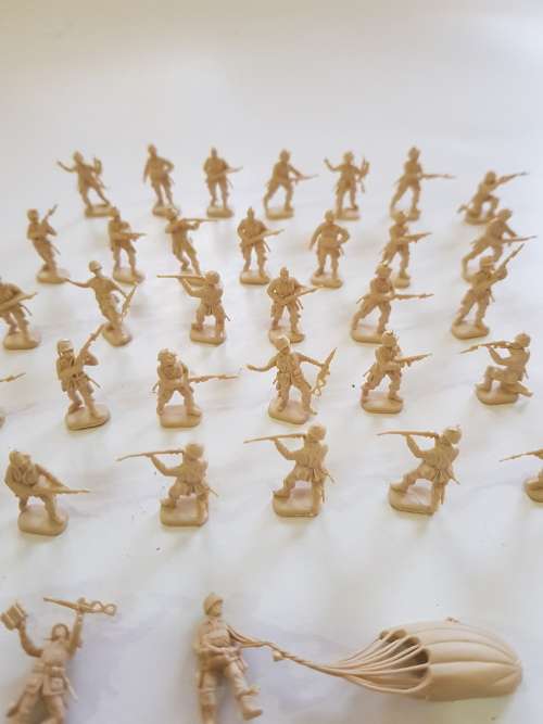 US Paratroopers, 101st Airbourne, WW II, No. 6063, 1/72, 35 pieces