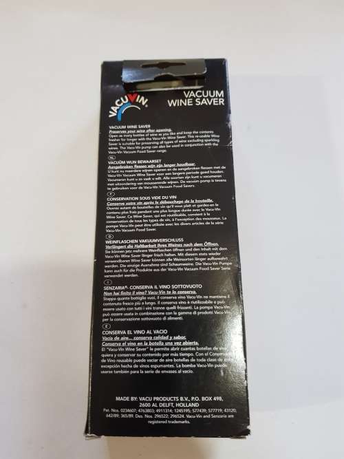 Vacuum Wine Saver, Pump and 2 Rubber Stoppers