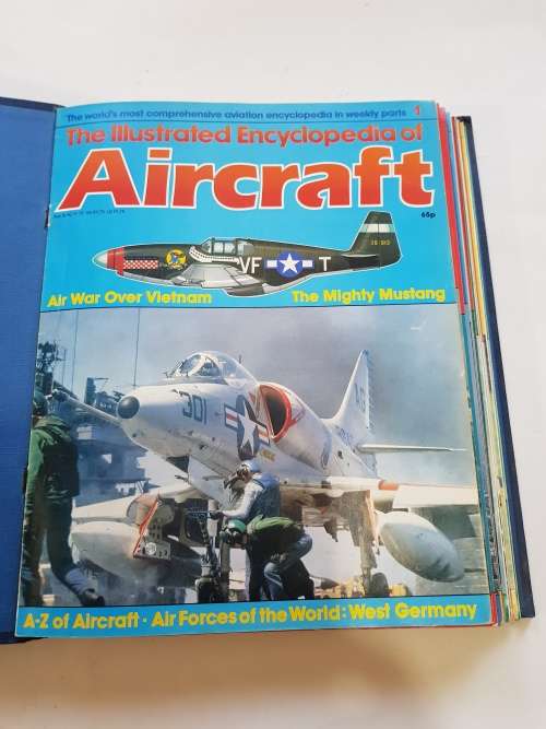 The Illustrated Encyclopedia of Aircraft, Issue 1 - 15 in Hardcover Folder - 1