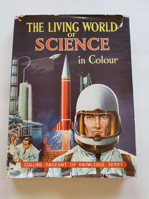 The Living World of Science in Colour, Hardcover Book