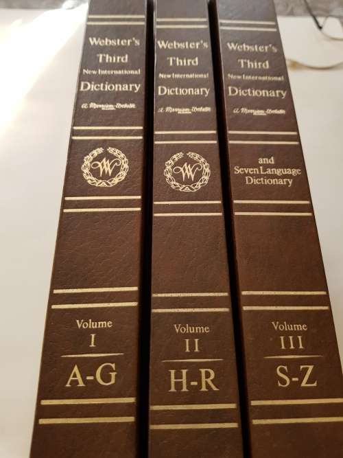 Webster's Third New International Dictionary, Vol. 1 - 3