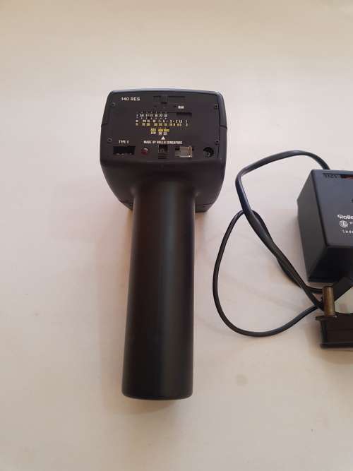 Vintage Rollei 140 RES Flash with Charger