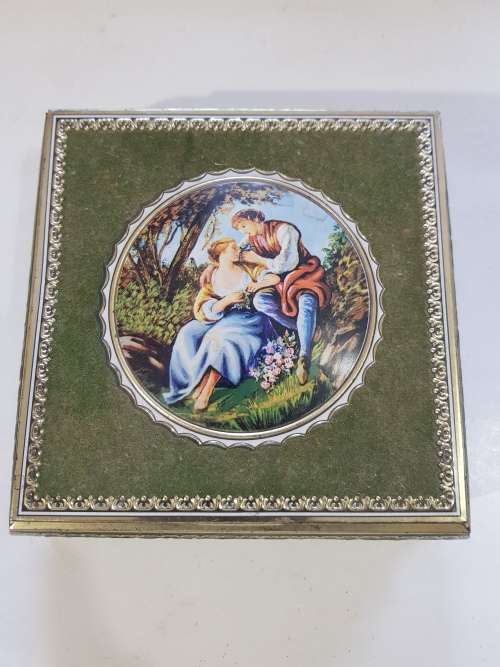 Vintage Tin Jewellery Box