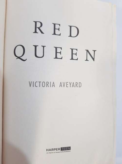 Red Queen by Victoria Aveyard