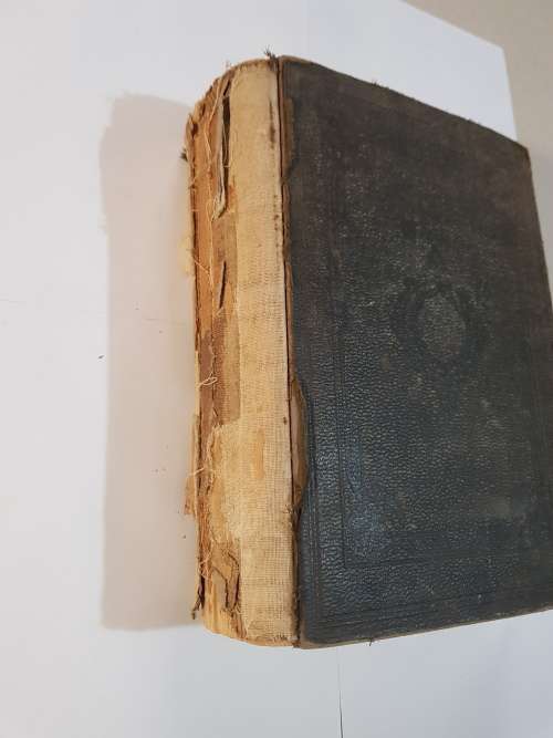A Commentary, Critical and Explanatory on the Old and New Testaments Vol. 1