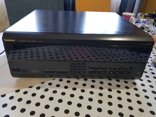 Technics CD Changer, SL-MC7