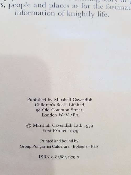 The Knights, The Living Past, Marshall Cavendish, 1979