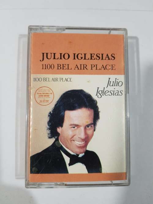 Julio Iglesias, 1100 Bel Air Place, Cassette