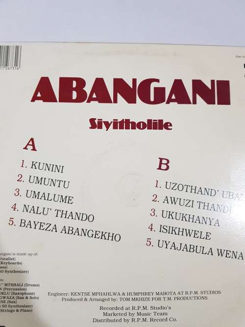 Abangani, Siyitholile LP, VG+