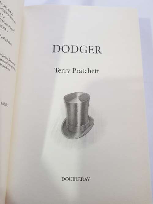 Dodger by Terry Pratchett, Hardcover