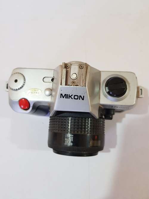 Vintage Camera, Mikon 35mm Film Camera, Series 626326