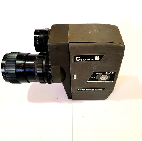 Crown 8 Model EZS 8mm vintage Movie Camera, 1.8, 10-30mm