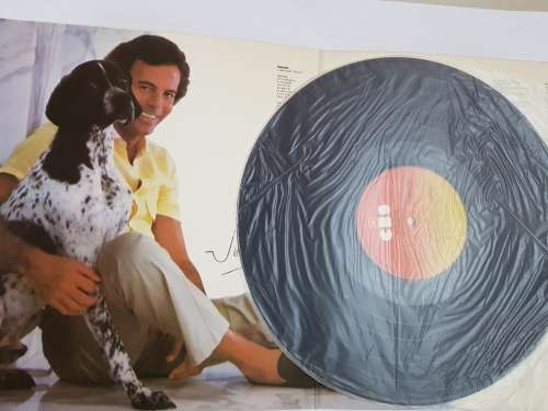 Julio Iglesias, Momentos LP, VG+