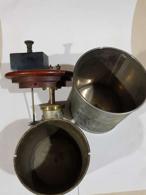 CLOCKWORK BALLISTIC BOMB CALORIMETER by Alex Wright and Co. Ltd, Westminister, circa 1930