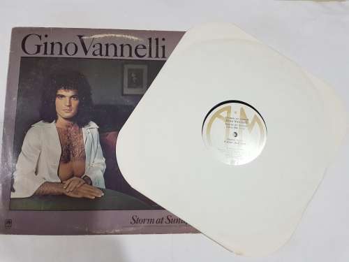 Gino Vannelli, Storm at Sunnup LP, VG+, US